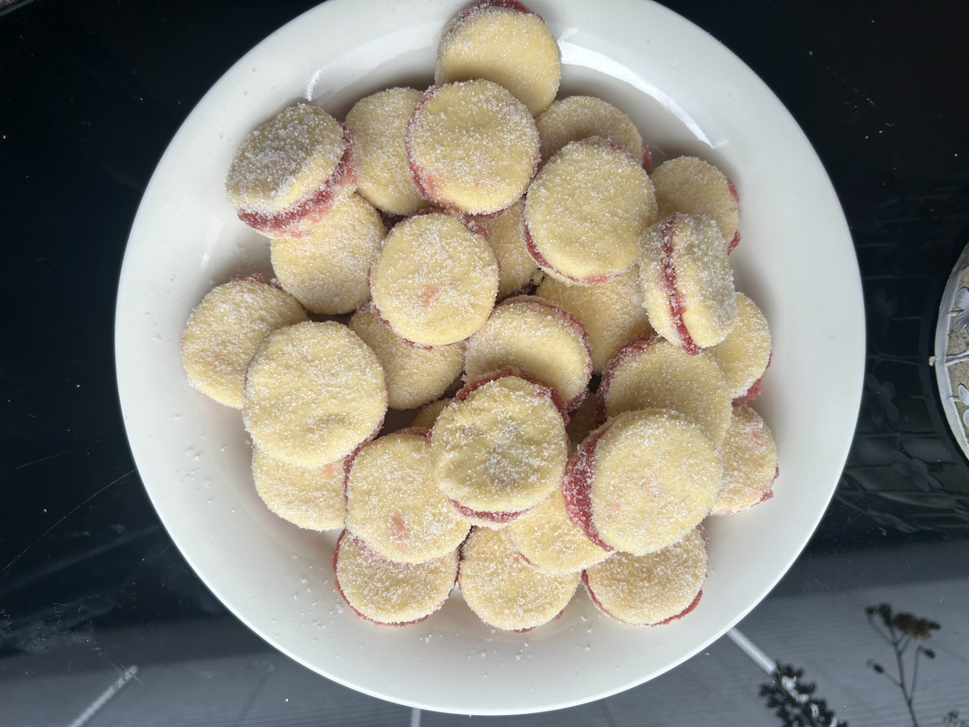 Herrasväenpikkuleivät