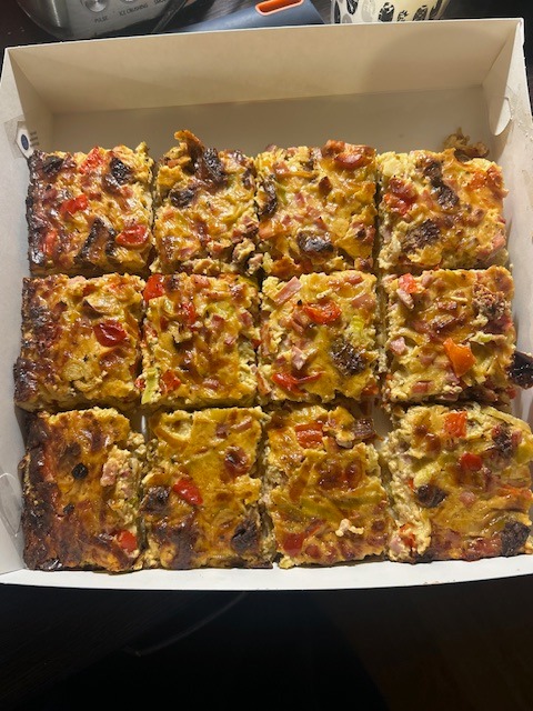 Juhlava kinkkupiirakka (pellillinen)